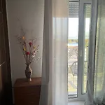 Giouli's Maison Apartamento