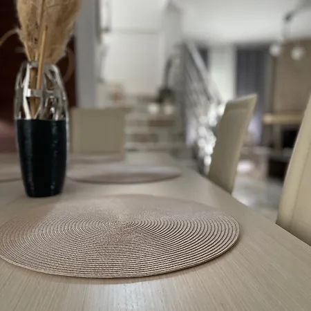 شقة Giouli's Maison