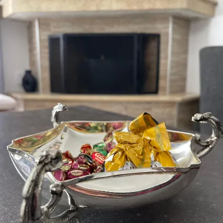 Giouli's Maison شقة إريتريا